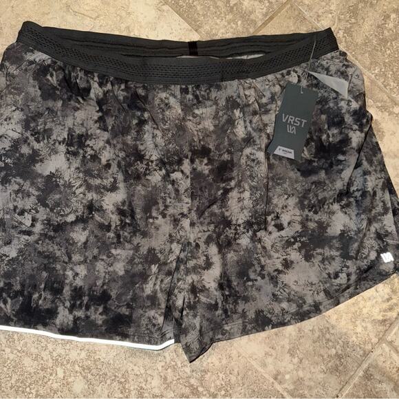 VRST Men's Velocity Run Grunge Tie Dye Large 5" Silver Shade Short NWT - Picture 6 of 8